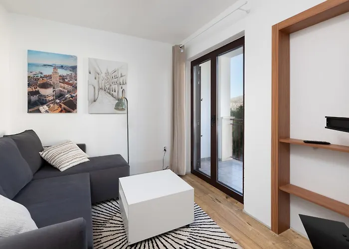 Appartement Dalero 3 By Interhome Trogir