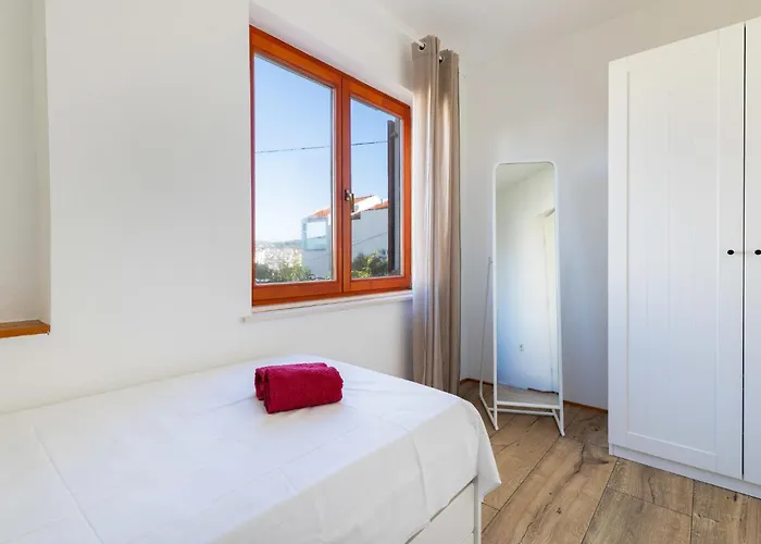 Dalero 3 By Interhome Daire