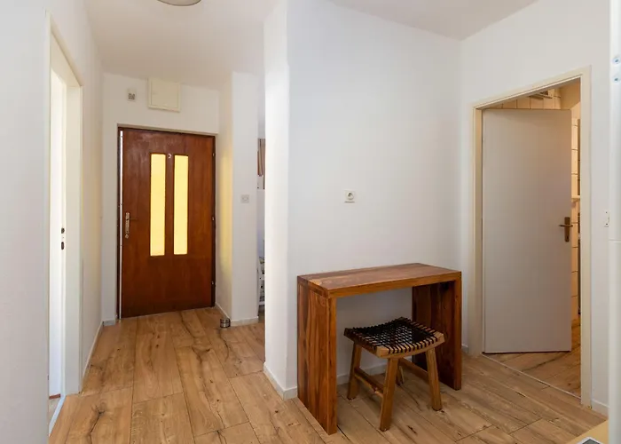 Dalero 3 By Interhome Daire