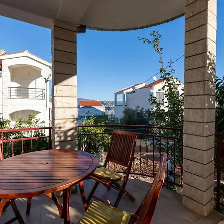 Apartment Dalero 1 By Interhome Trogir