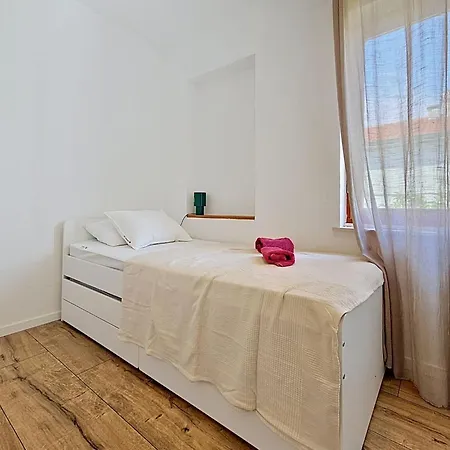 Dalero 1 By Interhome Apartment Trogir