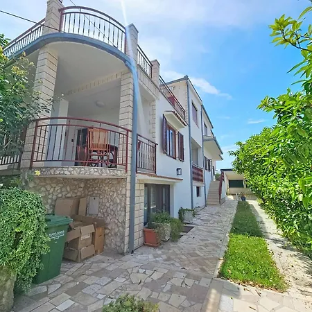 Dalero 1 By Interhome *